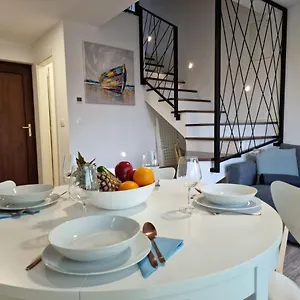 Anna24 Holidays Apartman